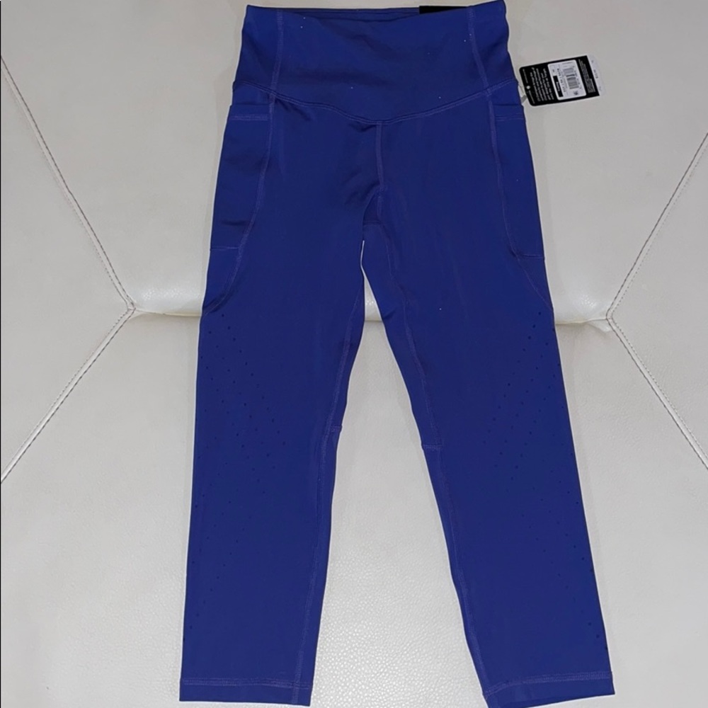 High rise capri leggings